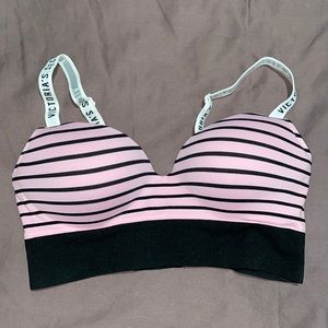 VS Wireless Push-Up Bra